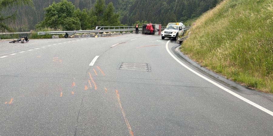 Ein Unfall in Disentis/Mustér forderte drei Verletzte.