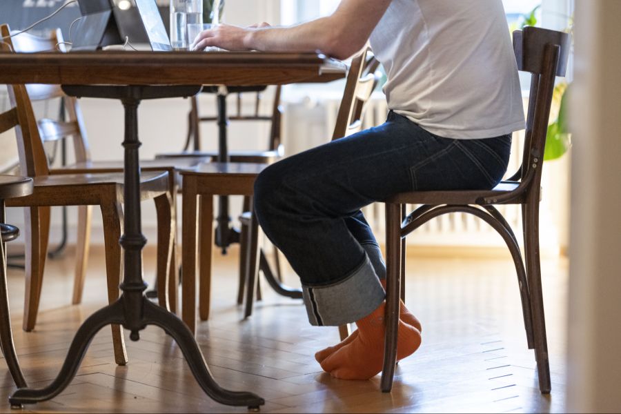 12,7 Prozent der Stellenausschreibungen bieten Homeoffice-Möglichkeiten für Bewerberinnen und Bewerber.