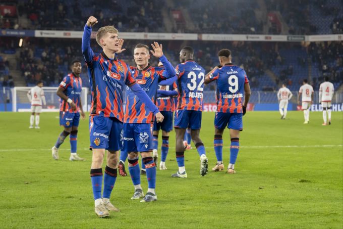 Anton Kade feiert sein Tor zum 2:2 für den FC Basel gegen den FC Sion. FC Basel FC Sion