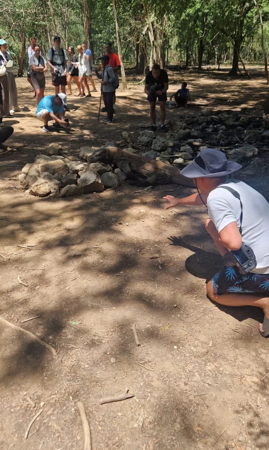 Bei diesem Bild schütteln auch Schweizer Indonesien-Reiseveranstalter den Kopf.