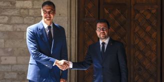 Barcelona - Grünes Licht für gemässigte Linksregierung in Katalonien