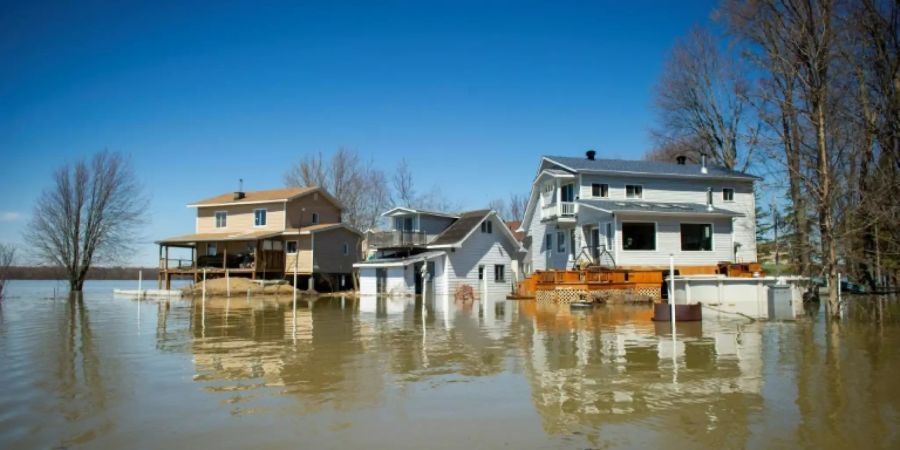 Hochwasser in Vorort von Montréal