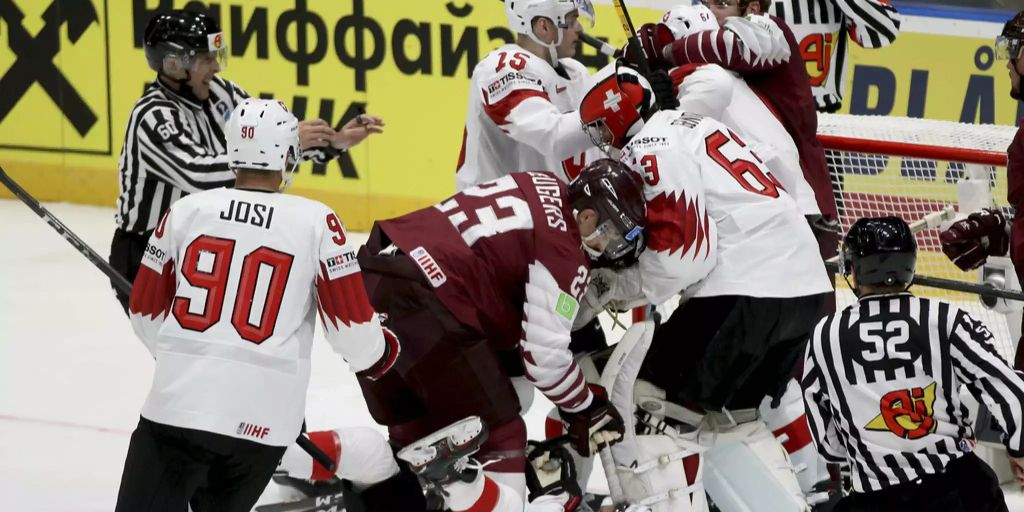 Eishockey WM: Die Schweiz gewinnt gegen Lettland 3:1