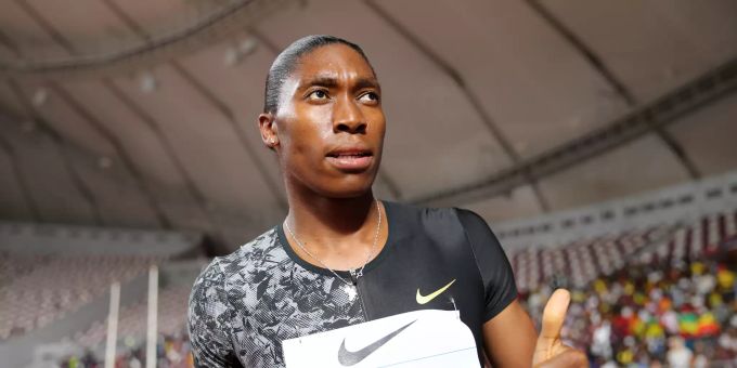 Caster Semenya feiert den Sieg.