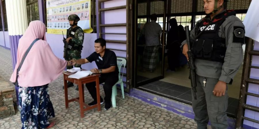 Wahllokal in Thailand