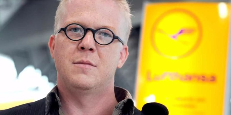 Nicoley Baublies, Chef der Kabinengewerkschaft UFO, hat der Lufthansa bereits drei Monate vor Ende der Friedenspflicht mit einem Streik des Kabinenpersonals im Sommer gedroht. Foto: Arne Dedert