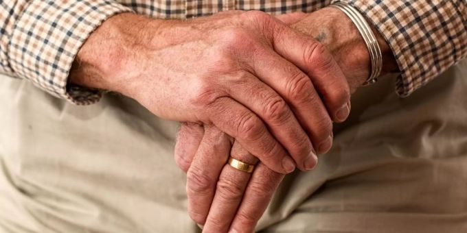 Multiple Sklerose: Unglaubliche Symptome, Die 15 Jahre Vor Der Diagnose Auftreten! - 7yy0p5c