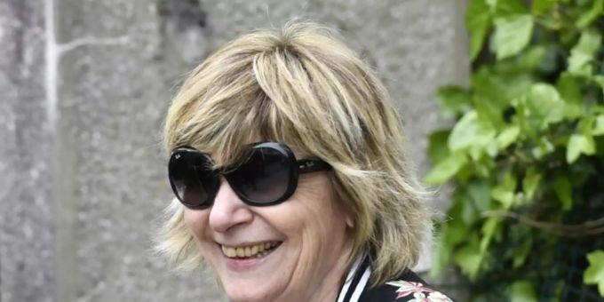 Marchand hat gute Kontakte zu Frankreichs Reichen und Mächtigen Marchand hat gute Kontakte zu Frankreichs Reichen und Mächtigen