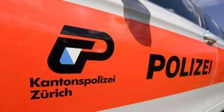 Birmensdorf ZH - Unvorsichtiger Spurwechsel führt zu Verkehrsunfall