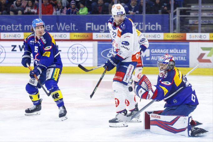 Der EHC Kloten tut sich in der National League aktuell schwer. EHC Kloten ZSC Lions