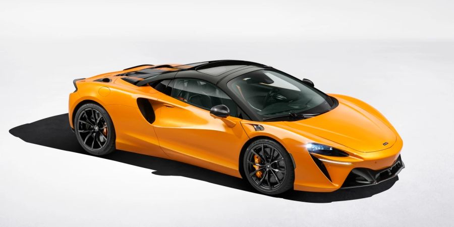 2025 McLaren Artura Spider