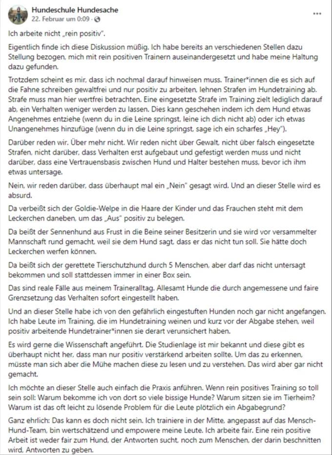 Auf Facebook regt sich eine deutsche Hundetrainerin über das positive Training ab. Hunde
