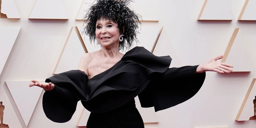 Rita Moreno wird bei der Trophäen-Show als Helfer auf der Bühne stehen.