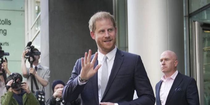 Prinz Harry wird wegen der Dauer seines Besuchs in London kritisiert. (Archivbild) Prinz Harry