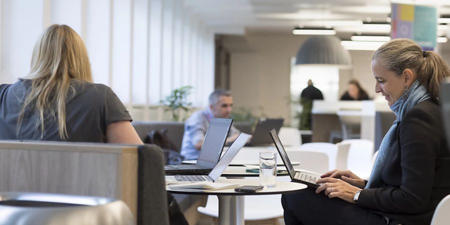 Der Anteil an Frauen im Management von Schweizer Firmen ist in den vergangenen Jahren stetig gestiegen. Derzeit liegt er bei 28,5 Prozent, wie eine Studie zeigt.(Symbolbild)