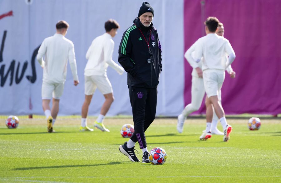 Zuvor hatte es Spekulationen gegeben, dass die Bayern ihrem Noch-Trainer einen schnellen Abschied angeboten haben sollen.