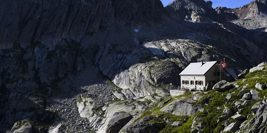 Rekordsommer für die SAC-Hütten: Im Bild die Gelmerhütte in den Urner Alpen. (Archivbild)