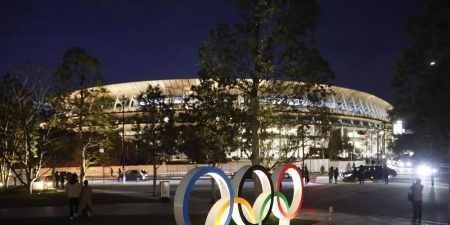 Japans neues Nationalstadion für die Olympischen Spiele 2020 in Tokio ist eingeweiht worden. Foto: Jae C. Hong/AP/dpa