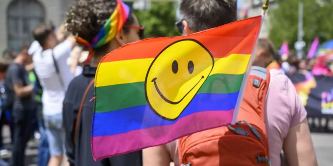 Die Erweiterung der Anti-Rassismus-Strafnorm soll Homosexuelle besser schützen. anti rassismus