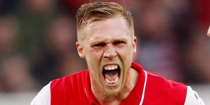 Gelsenkirchen - Hennings nach Dreierpack bei Fortuna gefeiert