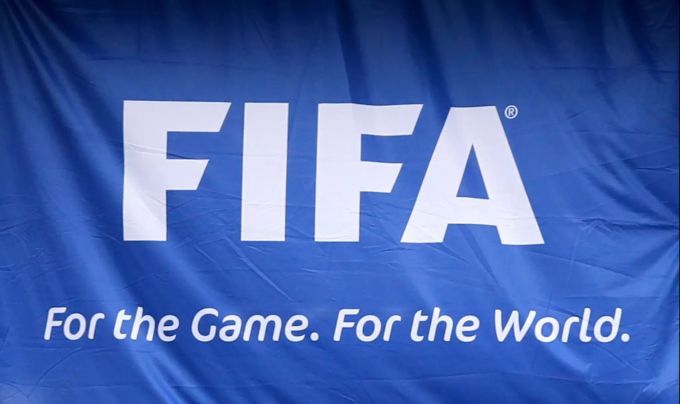 Michael Lauber soll in einem Verfahren gegen die FIFA seine Amtspflichten verletzt haben. Die SP und die CVP fordern jetzt den freiwilligen Rücktritt. FIFA SP CVP