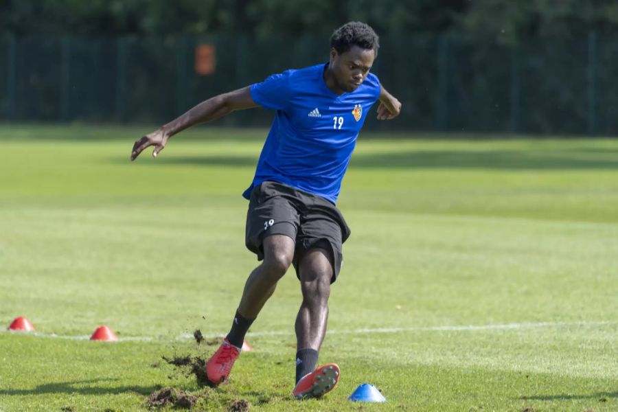 Rückkehrer Dimitri Oberlin ist noch nicht spielberechtigt.