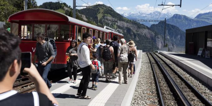 Die Bergbahnen in der Schweiz setzen auf unterschiedliche Schutzkonzepte. Bergbahnen Schutzkonzepte