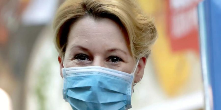 Giffey fordert finanzielle Unterstützung für Frauen in Corona-Krise