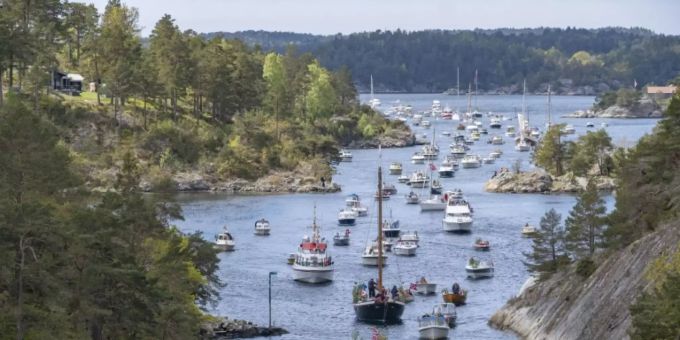 Bootsumzug im Norden Norwegens Bootsumzug im Norden Norwegens