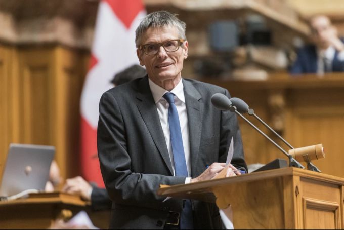 Karl Vogler (CSP/OW) während der Wintersession 2018. Der heutige Geissenbauer setzte sich 2020 für die Konzernverantwortungsinitiative ein. Karl Vogler Konzernverantwortungsinitiative