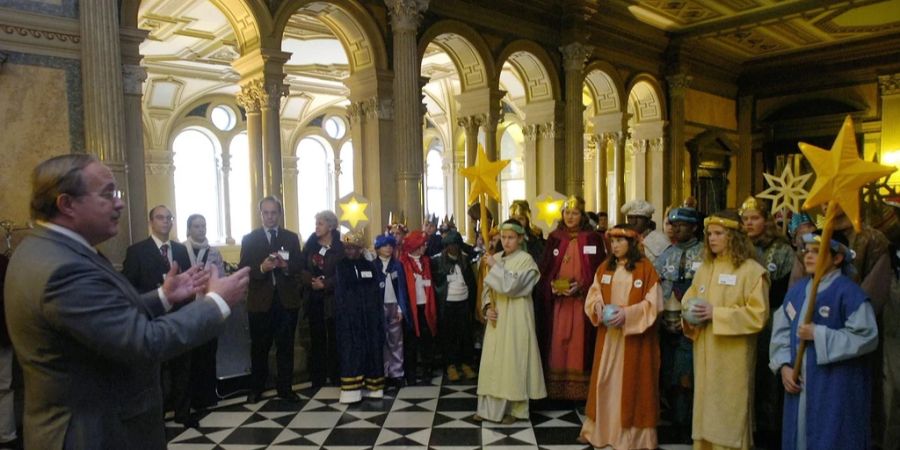 Religion Schmid Sternsinger Bundeshaus