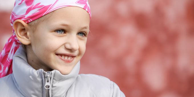 Studie findet Engpässe in der Betreuung sterbender Kinder mit Krebs. Kind Krebs