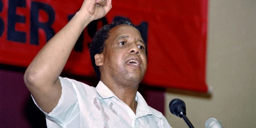 Chris Hani 1991 bei einem Kongress der Kommunistischen Partei Südafrikas in Soweto