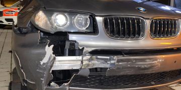 Schaffhausen: Kollision zwischen Auto und Linienbus