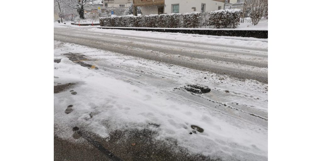 Freie Sicht trotz Schnee und Eis - Blog der Kantonspolizei Bern