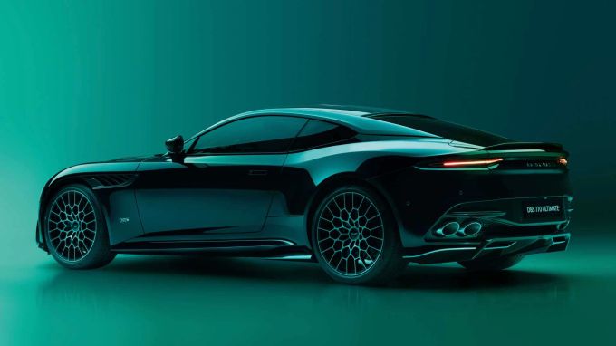 Der Sound aus den vier Endrohren des Aston Martin DBS 770 Ultimate dürfte einzigartig sein – und vielleicht auch bleiben Aston Martin DBS 770