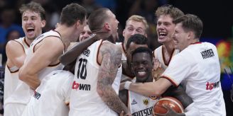 Sieg gegen Serbien - Deutschland ist erstmals Basketball-Weltmeister Sieg gegen Serbien - Deutschland ist erstmals Basketball-Weltmeister
