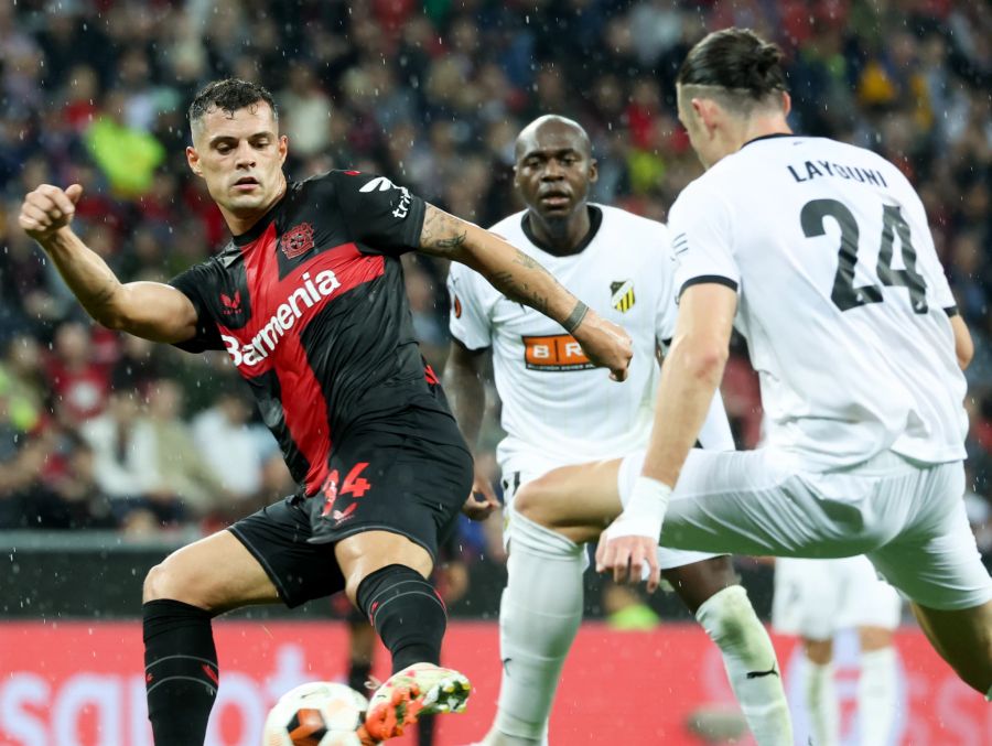 Jetzt steht Xhaka bei Bayer Leverkusen unter Vertrag.