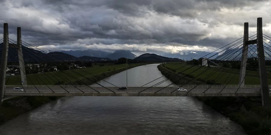 Blick auf den Alpenrhein und das Rheintal bei Widnau SG. (Archivbild)