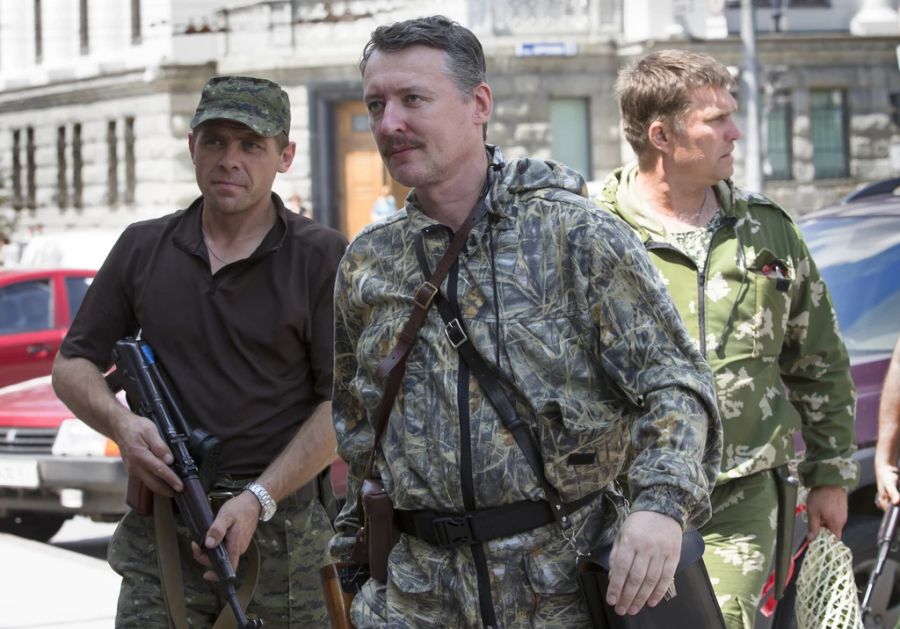 Igor Girkin 2014 bei einem Einsatz in der Ostukraine: Er hält sich in militärischen Angelegenheiten für kompetenter als Wladimir Putin. (Archivbild)