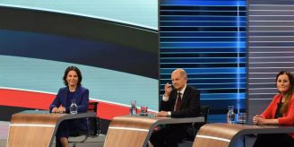 Berlin - TV-Wahlkampfrunde - Streit über Verteidigung und Finanzen Berlin - TV-Wahlkampfrunde - Streit über Verteidigung und Finanzen