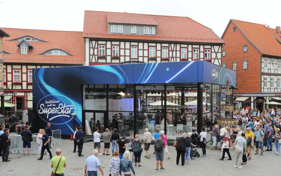 In diesem Glaskasten in Wernigerode (D) werden die «DSDS»-Castings gedreht.