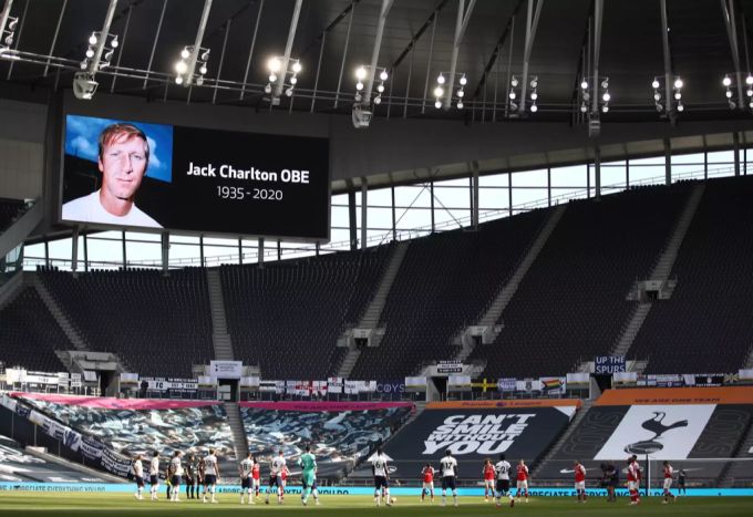 Der englische Weltmeister Jack Charlton litt an einer Funktionsstörung des Gehirns. Diese soll im Zusammenhang mit seiner Fussballkarriere gestanden haben. (Alzheimer Demenz) jack charlton