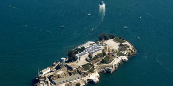 Auf der Gefängnisinsel Alcatraz war Al Capone inhaftiert Auf der Gefängnisinsel Alcatraz war Al Capone inhaftiert