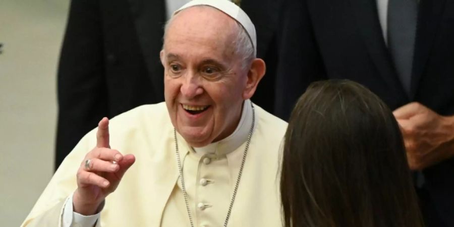 Papst Franziskus im August