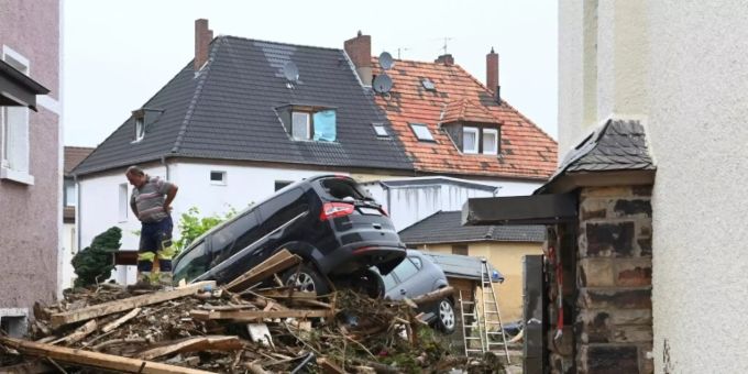 Aufräumarbeiten in Bad Neuenahr-Ahrweiler Aufräumarbeiten in Bad Neuenahr-Ahrweiler