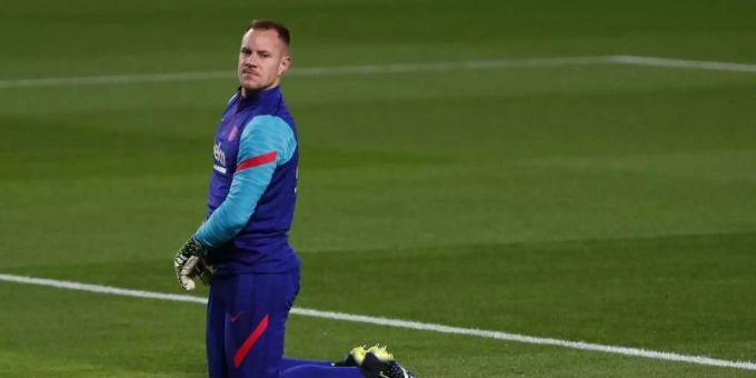 Barcelonas Torhüter Marc-André ter Stegen könnte schon am kommenden Sonntag wieder auf dem Platz stehen. Foto: Joan Monfort/AP/dpa Barcelonas Torhüter Marc-André ter Stegen könnte schon am kommenden Sonntag wieder auf dem Platz stehen. Foto: Joan Monfort/AP/dpa