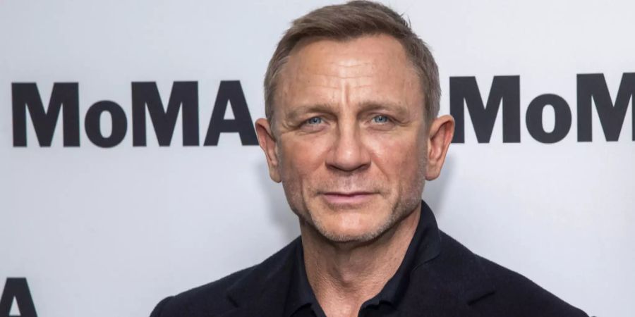 Daniel Craig