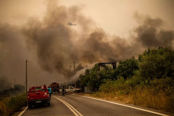 Griechenland wird von verheerenden Waldbränden heimgesucht. Waldbrände in Griechenland