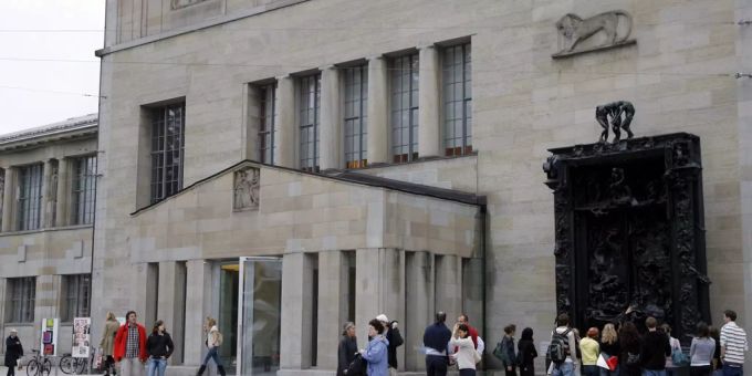 Das «Höllentor» vor dem Kunsthaus Zürich. Kunsthaus Zürich
